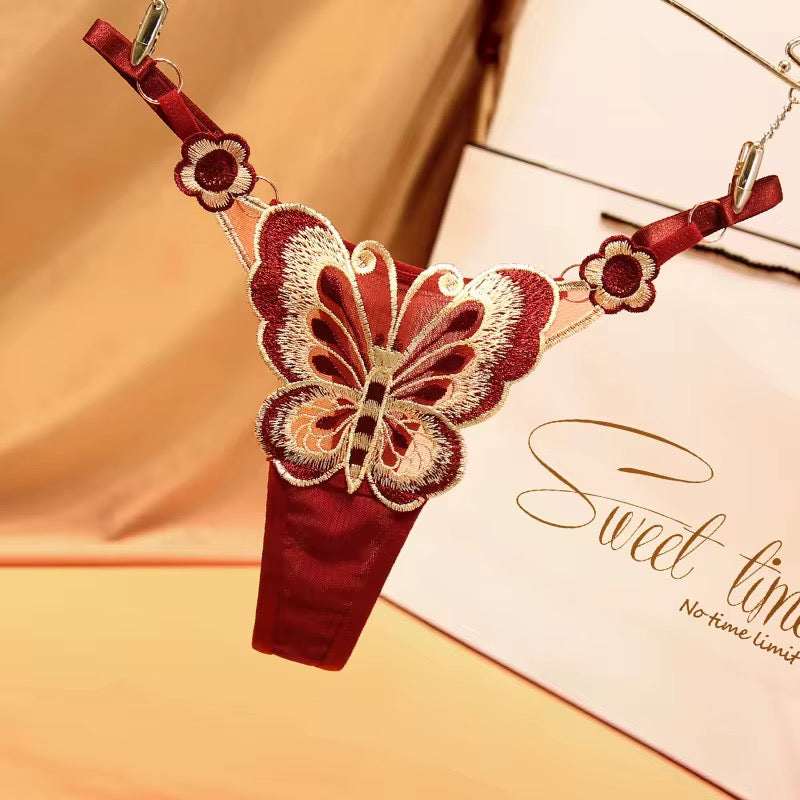 Eleganza in Pizzo Farfalla