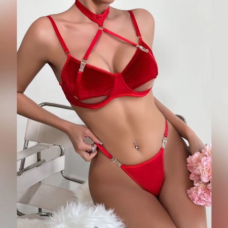 Set Intimo in Velluto Rosso